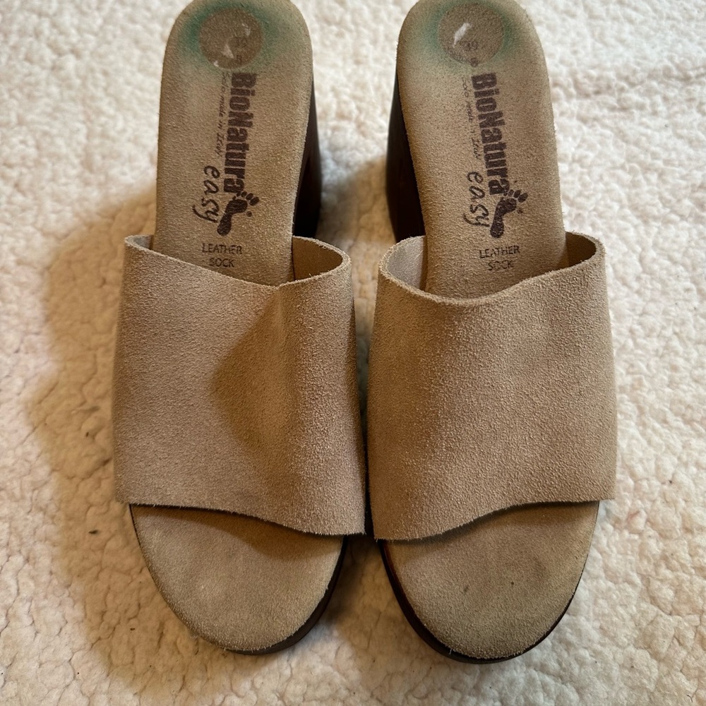 BioNatura Suede Italian Taupe Mule Clog Sandal Chunky Platform Heel Shoes Size 8